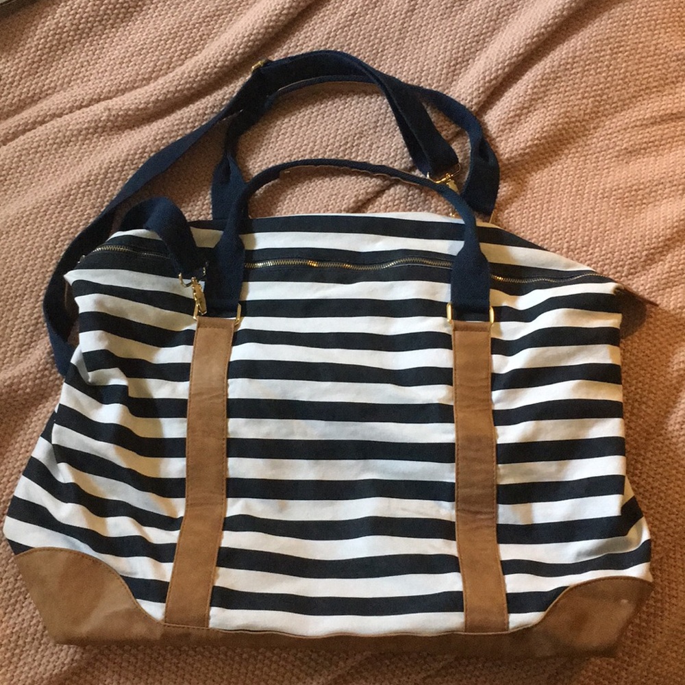 Striped duffle bag!